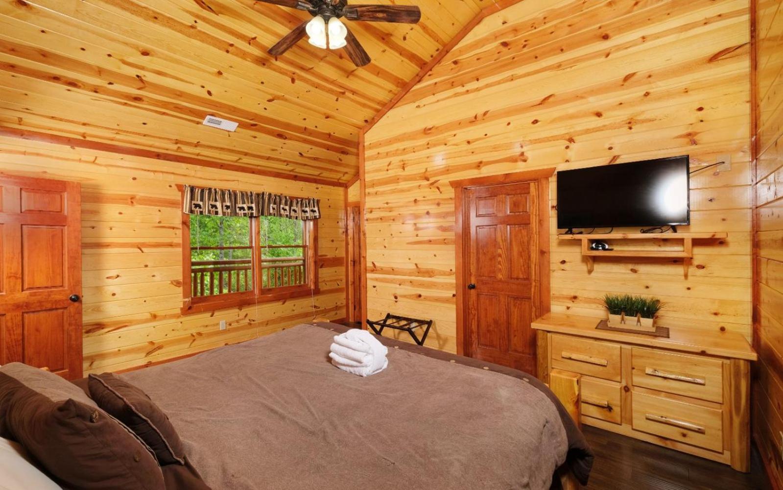 Emerald And Evergreen At Sherwood Gatlinburg Exterior photo